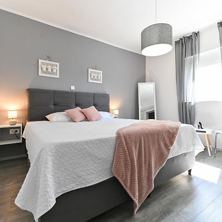 Luxurious Villa Natali Pridraga Екстериор снимка