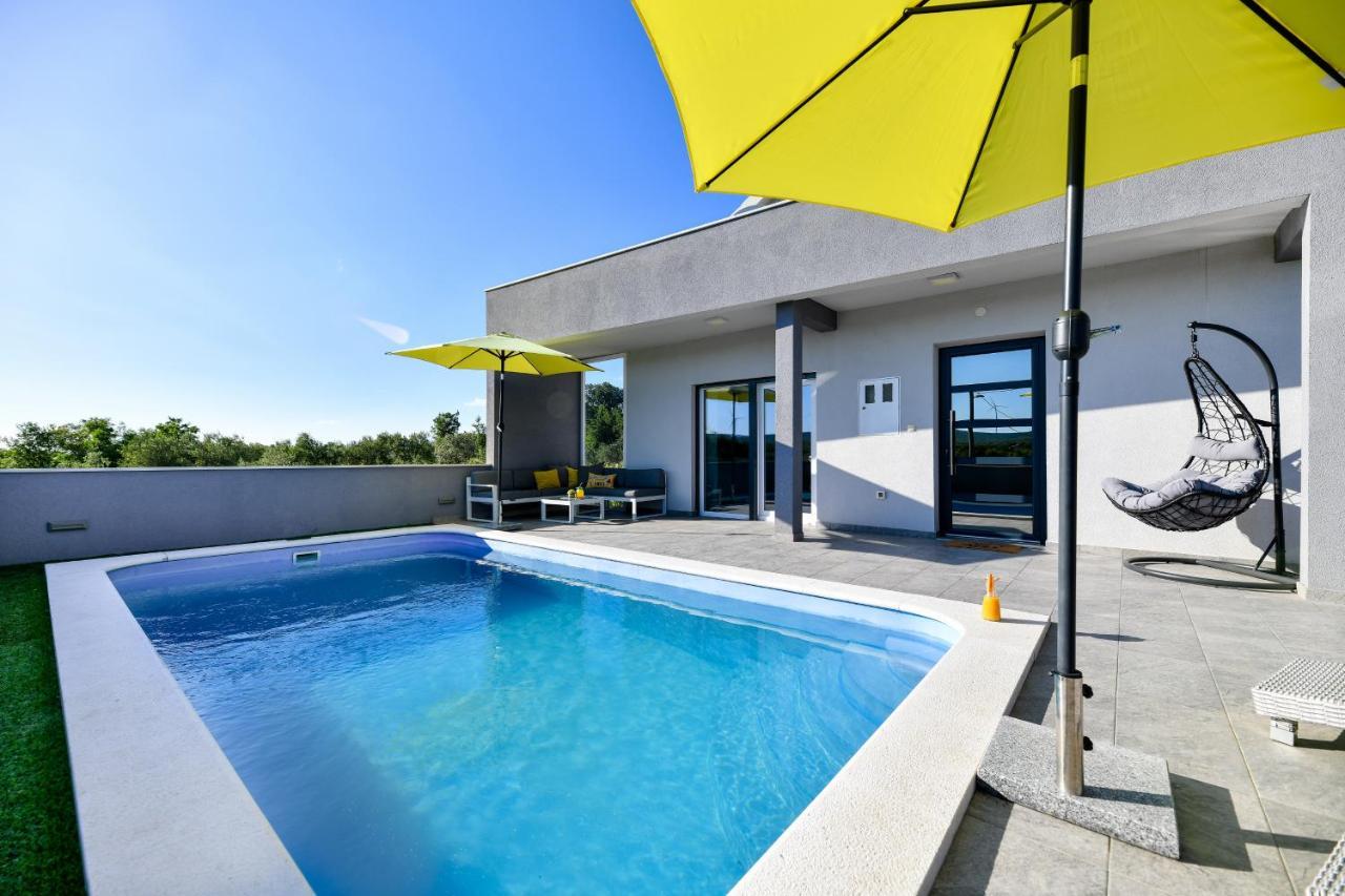 Luxurious Villa Natali Pridraga Екстериор снимка