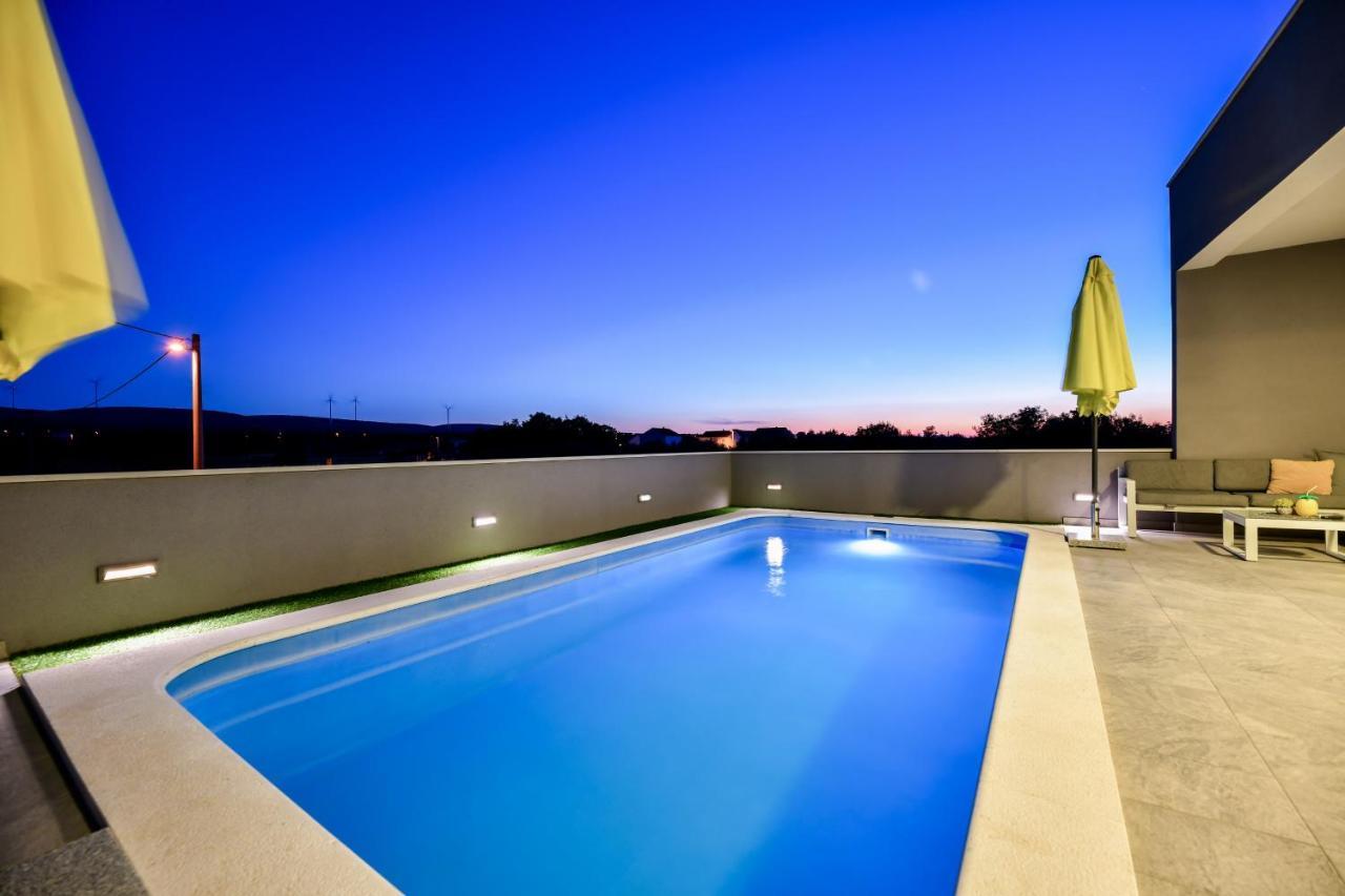 Luxurious Villa Natali Pridraga Екстериор снимка