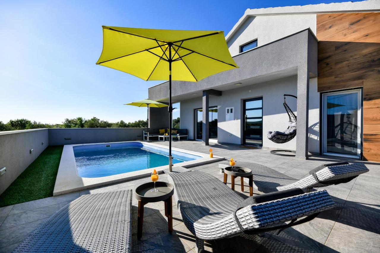 Luxurious Villa Natali Pridraga Екстериор снимка