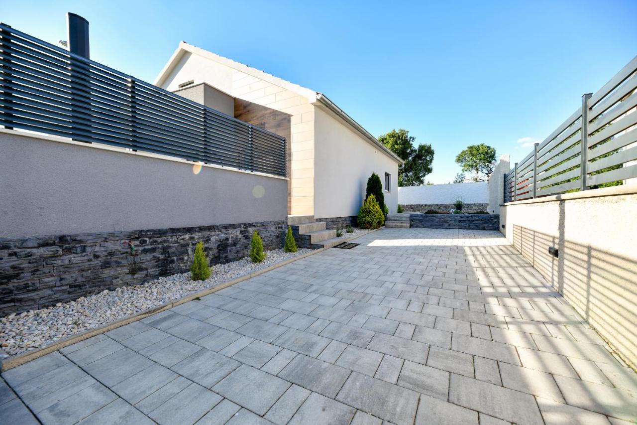 Luxurious Villa Natali Pridraga Екстериор снимка